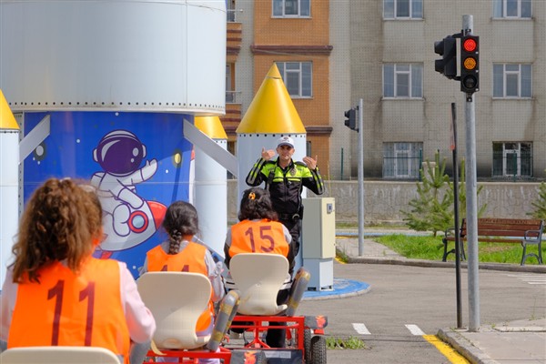 Ağrı’da çocuklara trafik eğitimi veriliyor