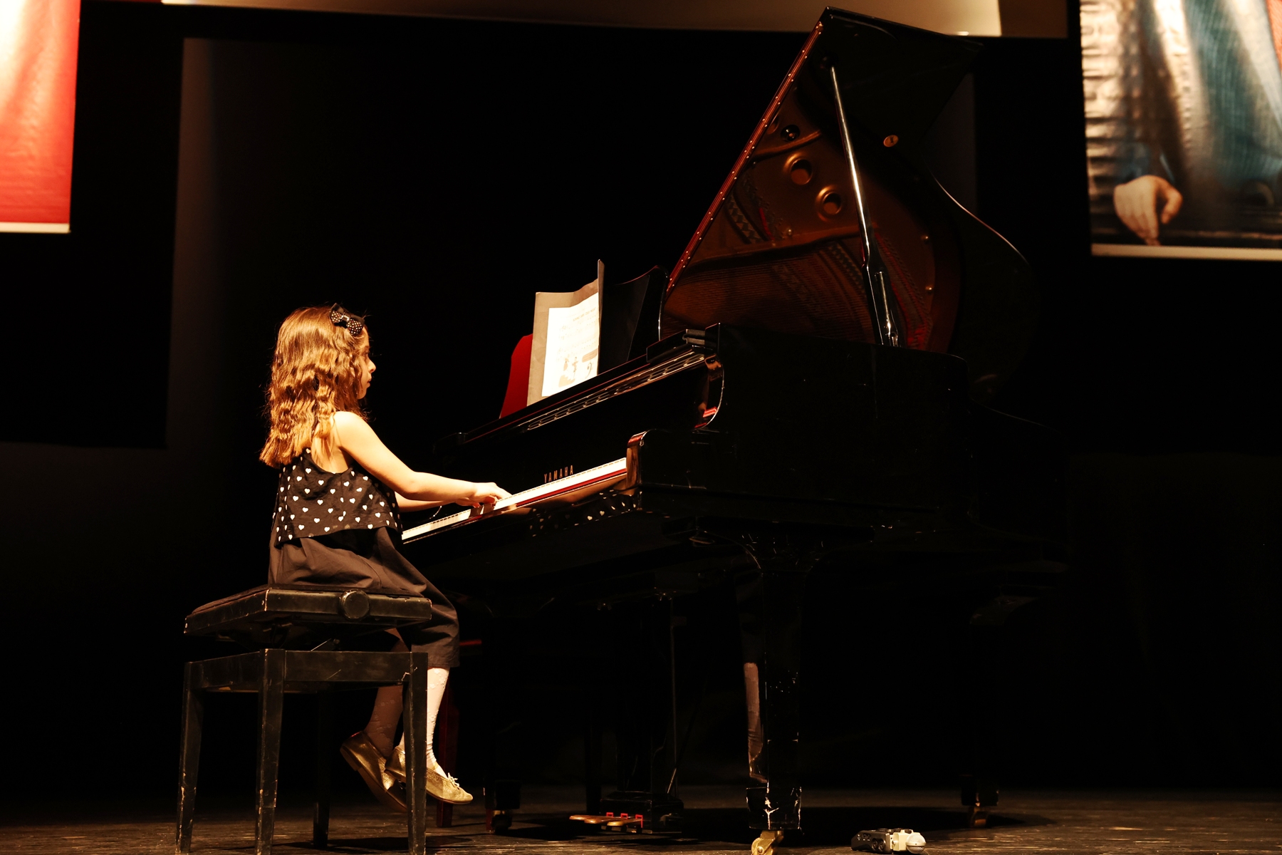 Nilüfer’de yıl sonu konserleri keman ve piyano ile başladı