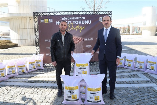 Altay: Her zaman çiftçilerimizin yanındayız