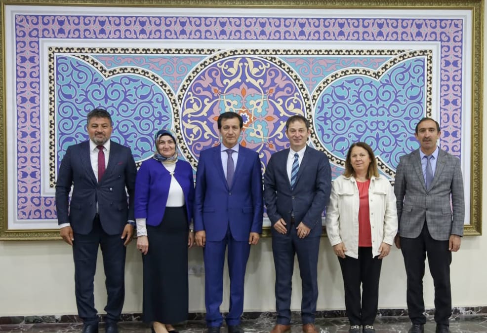 Gençlik ve Spor İl Müdürü Uzuner’den Rektör Emiroğlu’na hayırlı olsun ziyareti