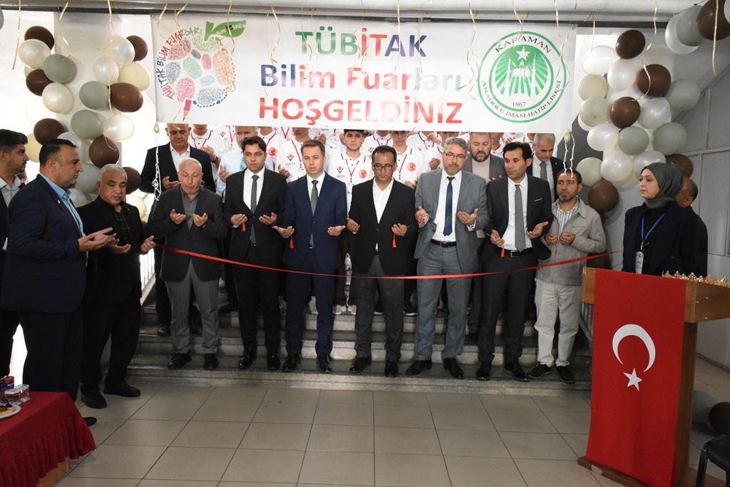 Karaman’da TÜBİTAK 4006 Bilim Fuarı kapılarını açtı