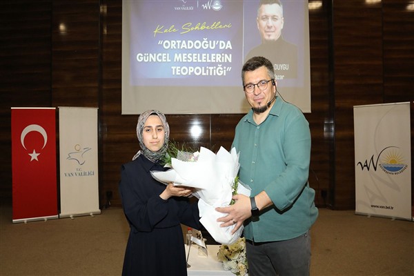 Van Büyükşehir Belediyesi’nden Ortadoğu’da Güncel Meselelerin Teopolitiği semineri