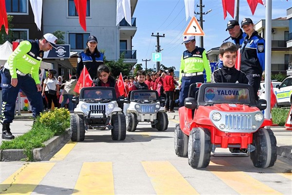 Yalova’da çocuklara yönelik trafik eğitimi
