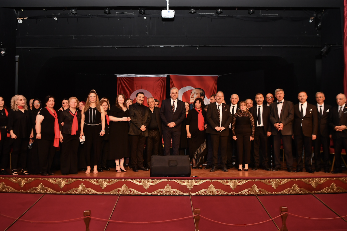 Edip Akbayram’a vefa etkinliği yapıldı