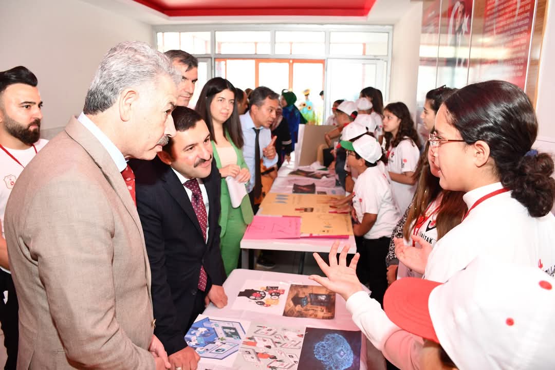 Belen’de TÜBİTAK Bilim Fuarı yapıldı