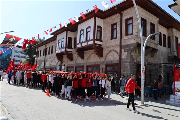 Karaman’da 19 Mayıs coşkusu