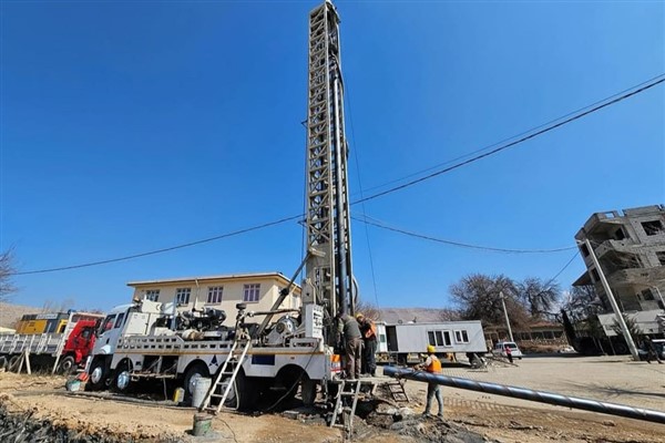 Mardin Büyükşehir’den 16 farklı lokasyonda sondaj çalışması