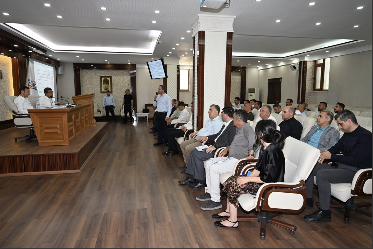 Batman’da mahalle muhtarlarının talepleri değerlendirildi