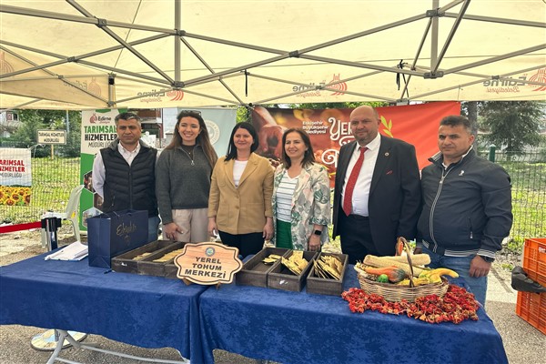 Büyükşehir, Yerli Tohum Takas Şenliği’ne katıldı