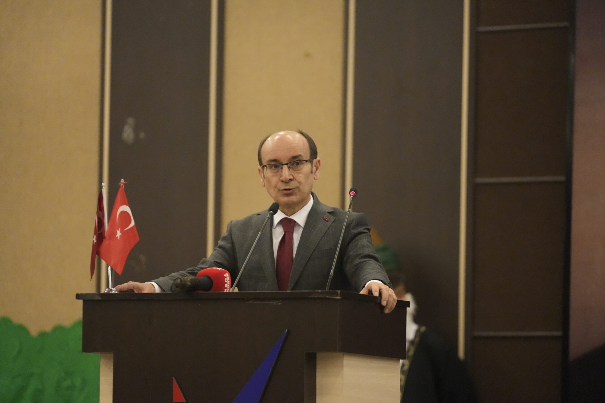 Yenimahalle Kaymakamı Tahsin Kurtbeyoğlu: “Meslek Lisesi Memleket Meselesi”