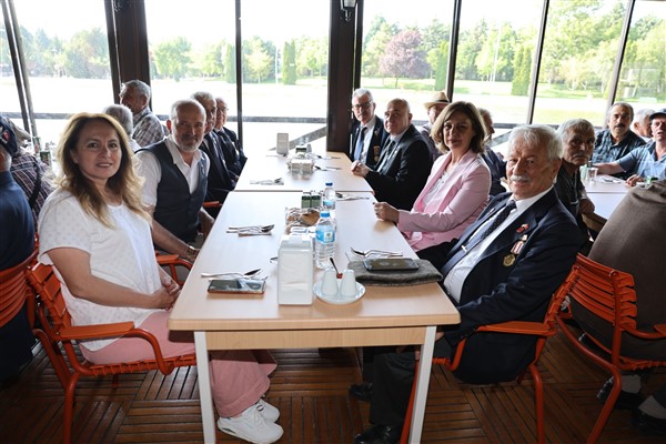 Başkan Ünlüce’den Babalar Günü buluşması