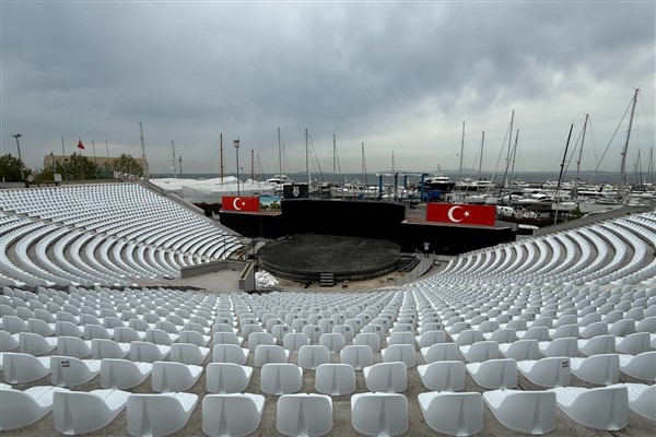 Barış Manço Amfi Tiyatrosu yenilendi