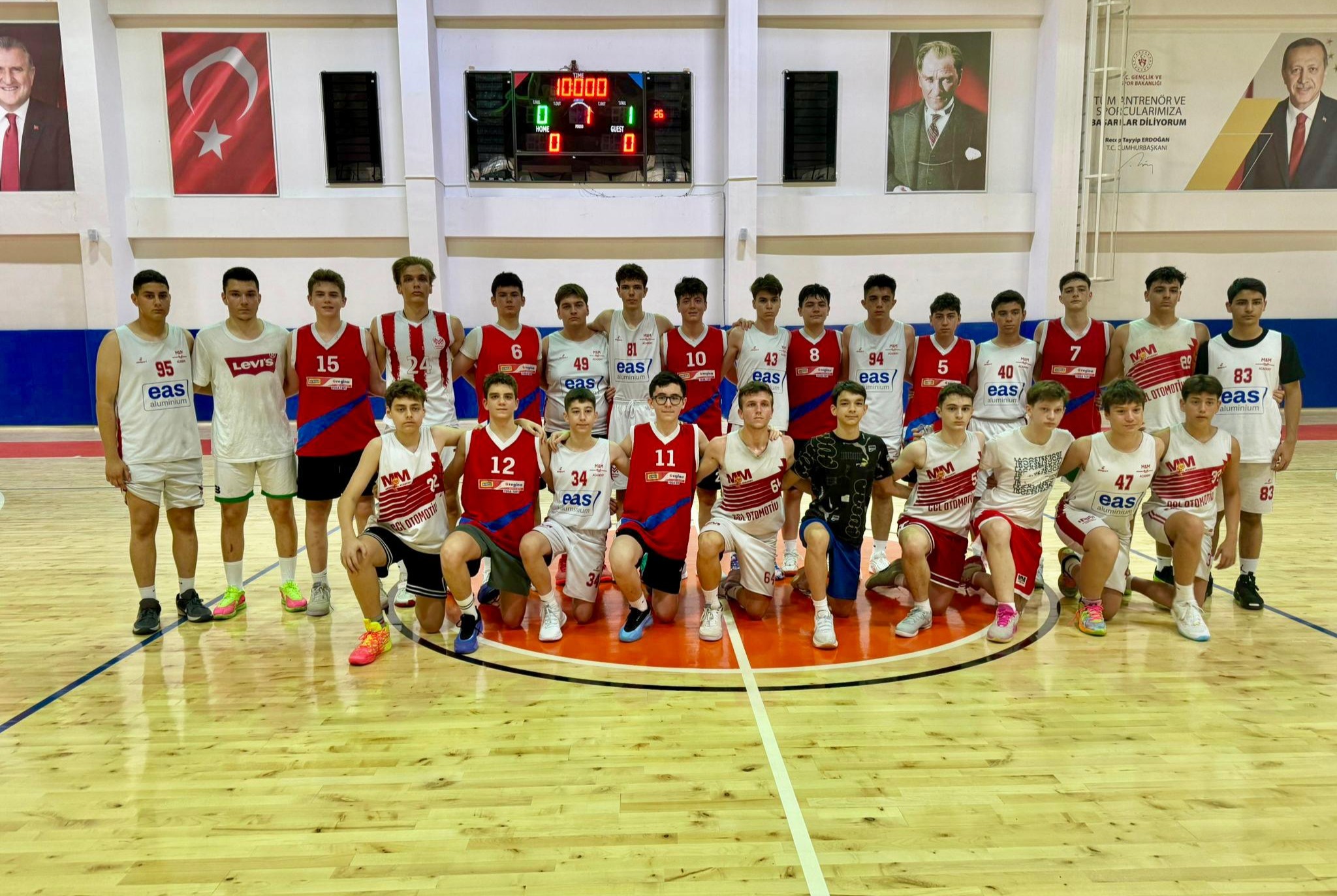 Giresun Belediyespor basketbolcuları Türk Telekom basketbol turnuvasına katıldı