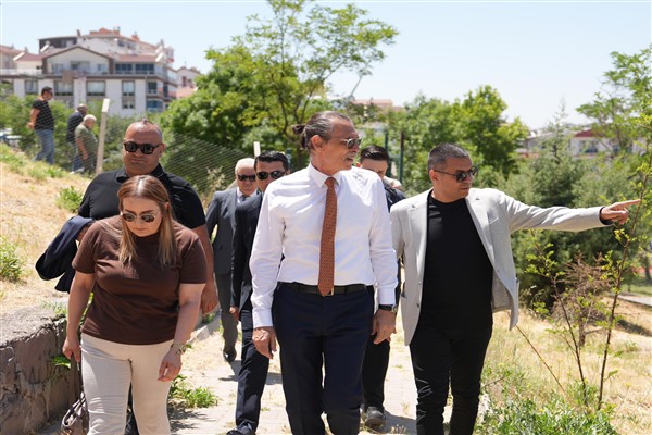 Başkan Beşikcioğlu, Etimesgut parklarındaki çalışmaları yerinde inceledi
