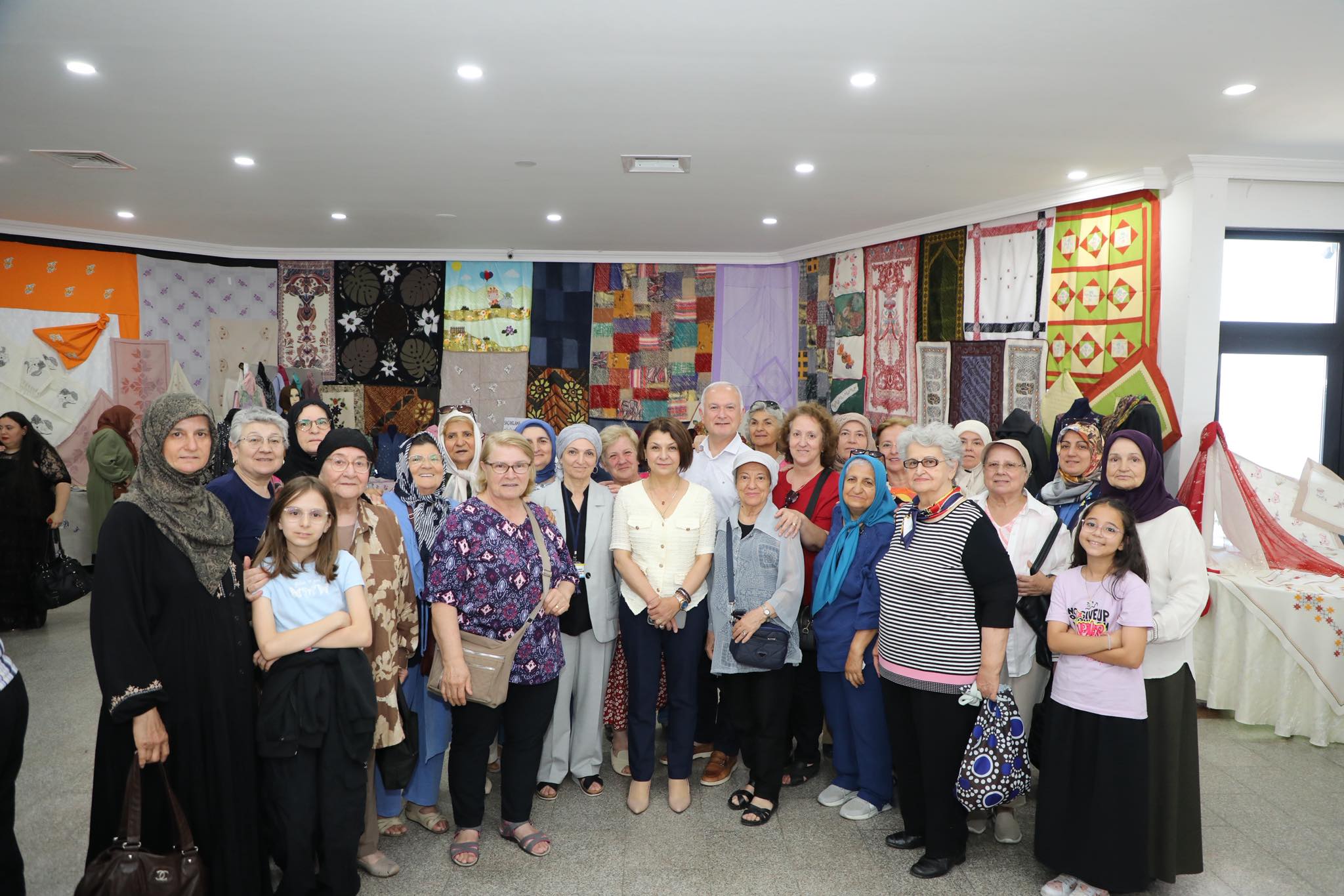 KARMEK El Sanatları Yıl Sonu Sergisi açıldı