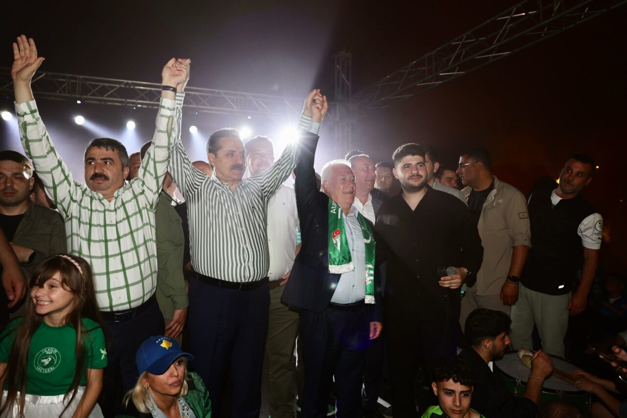 Başkan Bozbey ve Başkan Yılmaz’dan Bursaspor mesajı
