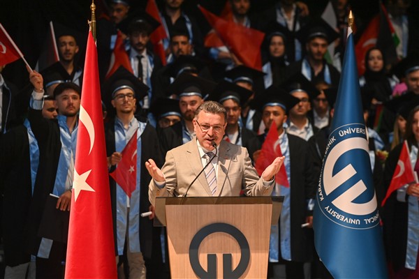 Başkan Genç: Tam bağımsız Türkiye yolculuğu gençlerin omuzlarında yükselecek