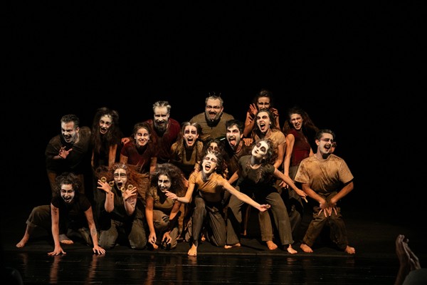 “Şehirler Yollar Hikayeler” oyununun prömiyeri yapıldı