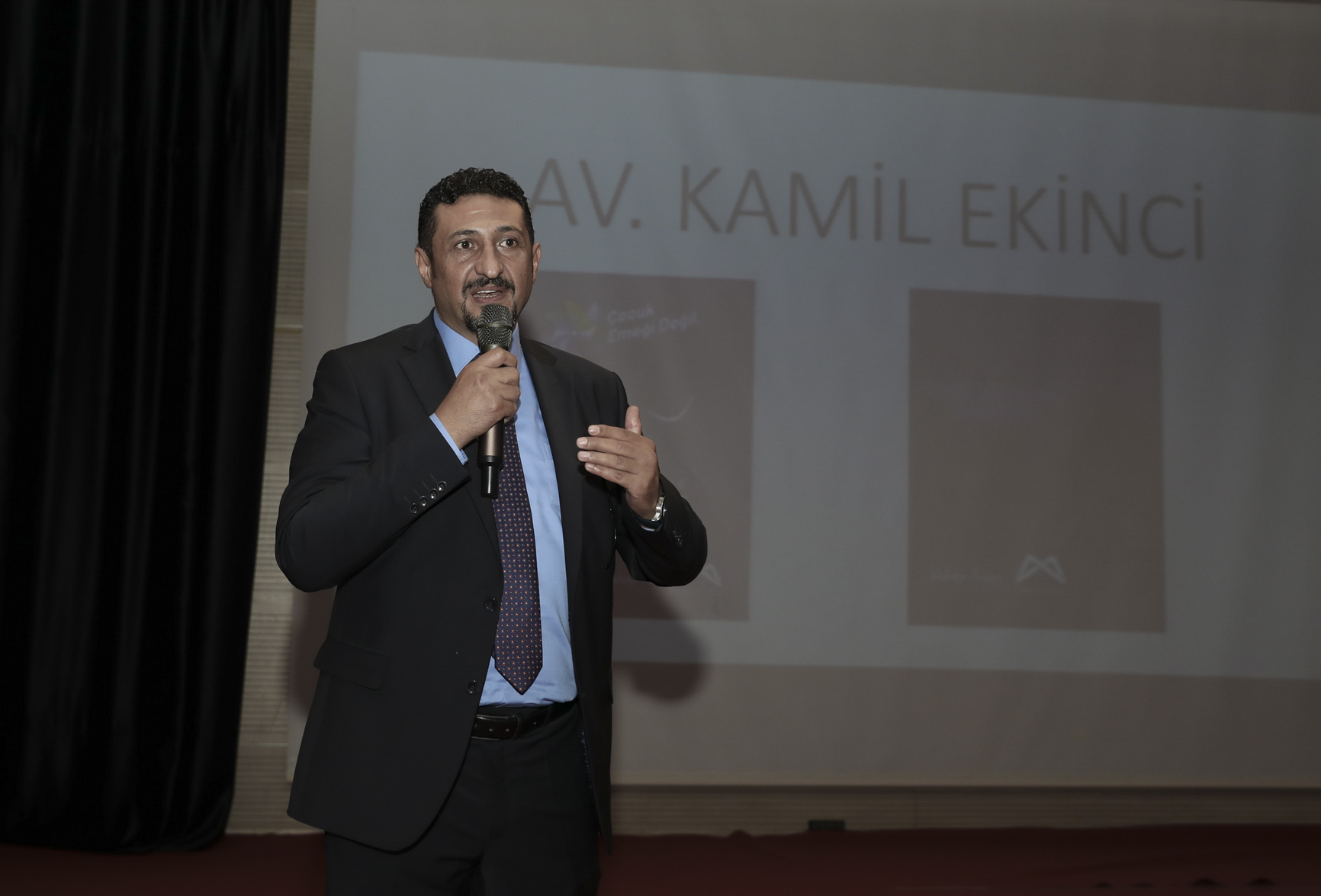 Mersin Büyükşehir Belediyesi’nden çocuk işçiliği kapsamında seminer