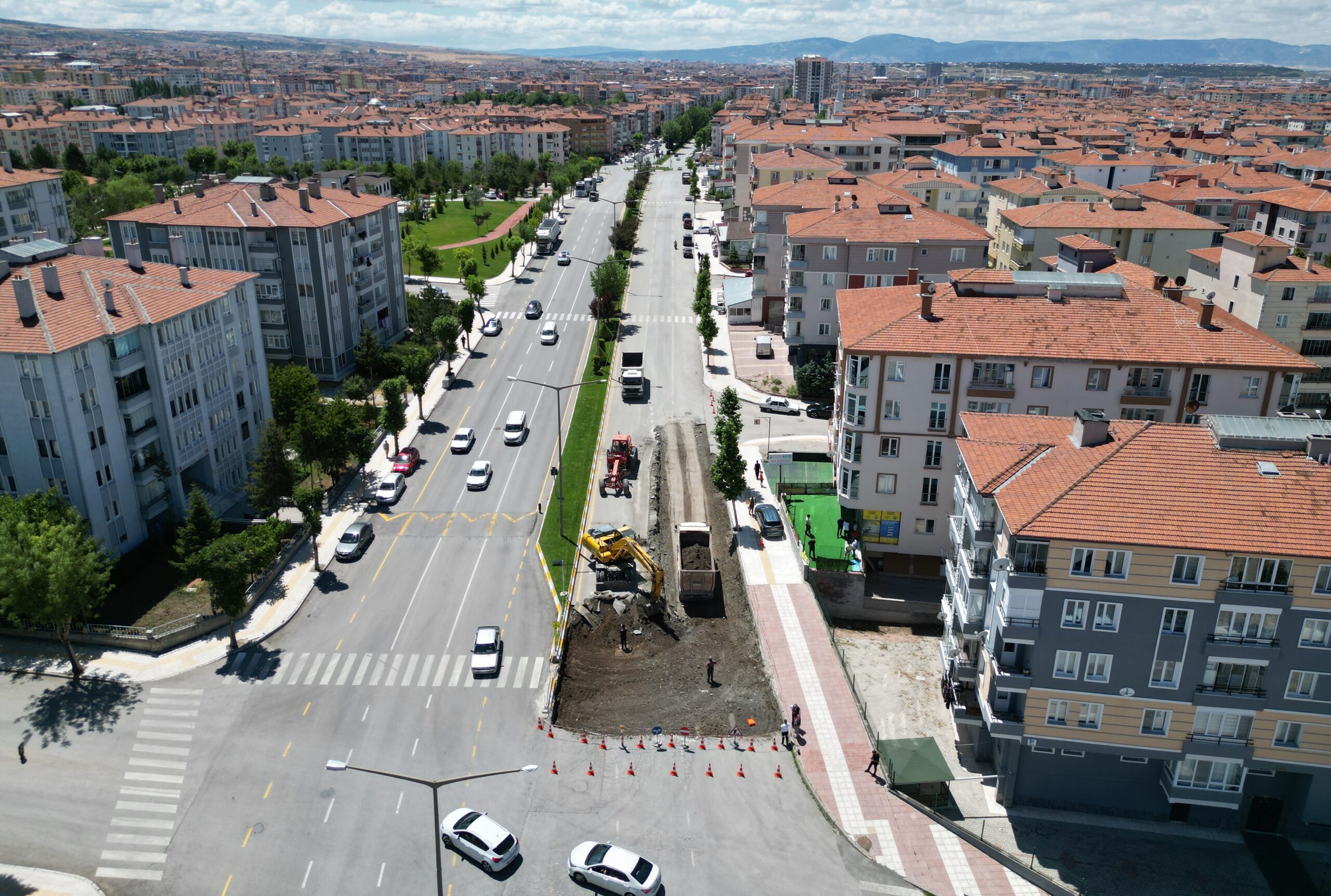 Çorum Belediyesi, Bişkek Caddesi’ni yeniliyor