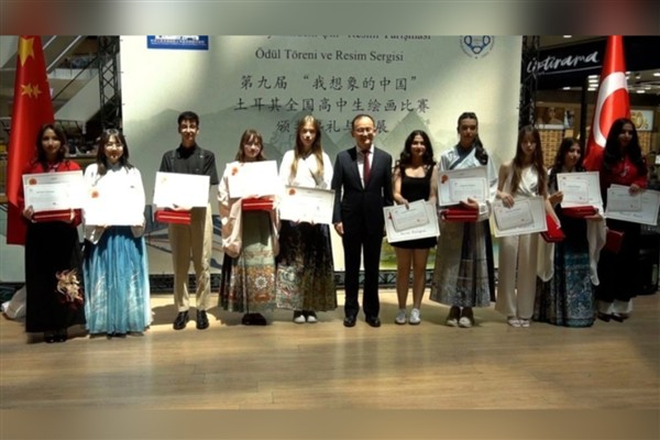 ‘Hayalimdeki Çin’ resimleri sergilendi