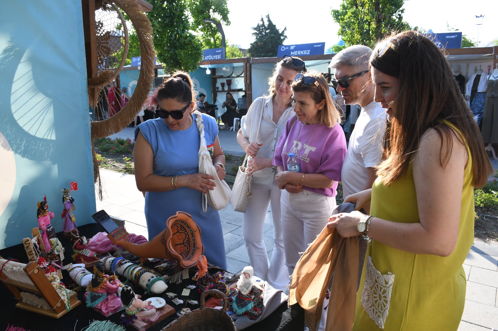 BALMEK sergisinde el emeği ürünler sanatseverlerle buluştu
