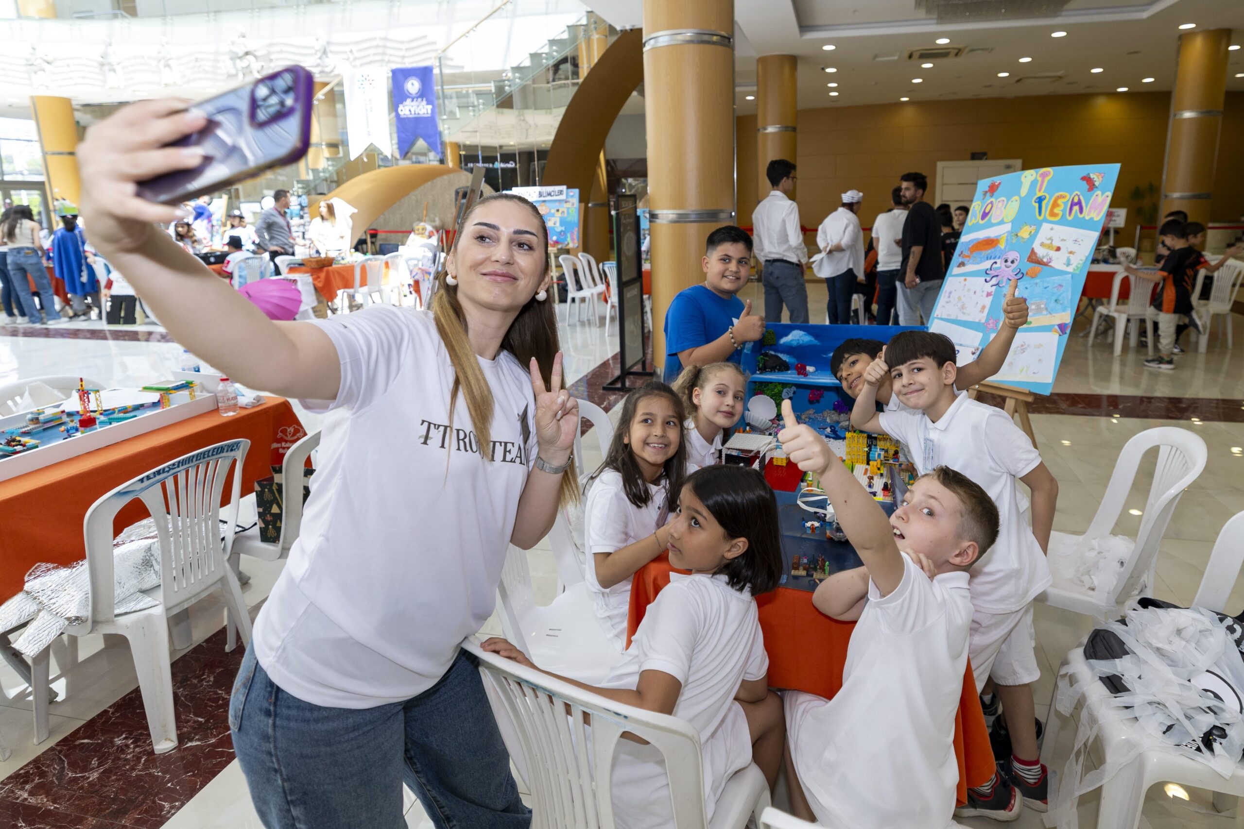 Yenişehir Belediyesi, “Minik Bilim Kahramanları Buluşuyor” programına ev sahipliği yaptı