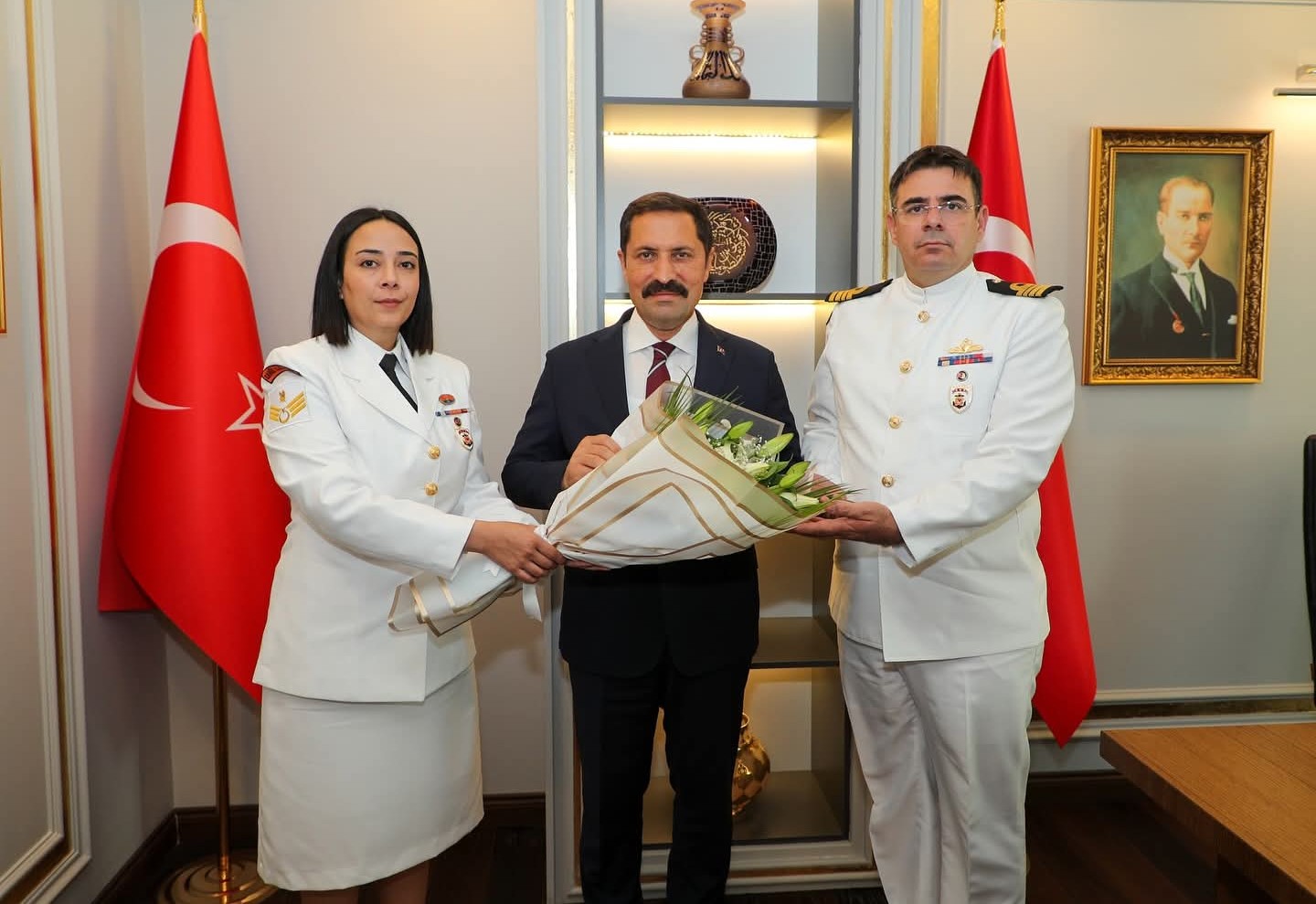 Sahil Güvenlik Komutanlarından Vali Masatlı’ya ziyaret