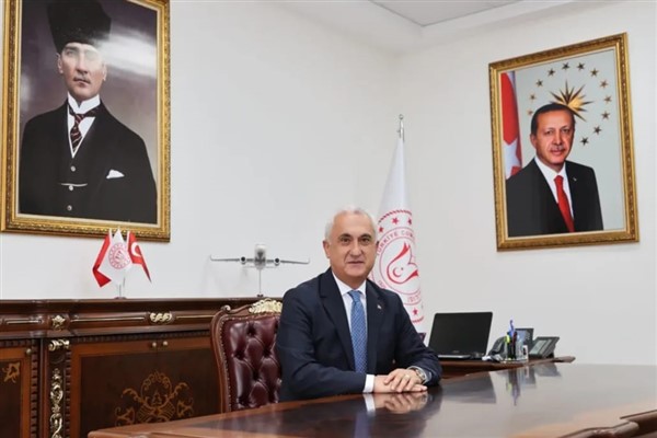 Vali Çakır’dan Babalar Günü mesajı