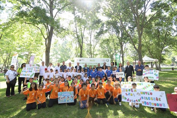 İnegöl’de öğrenciler geleneksel oyunlarla buluştu