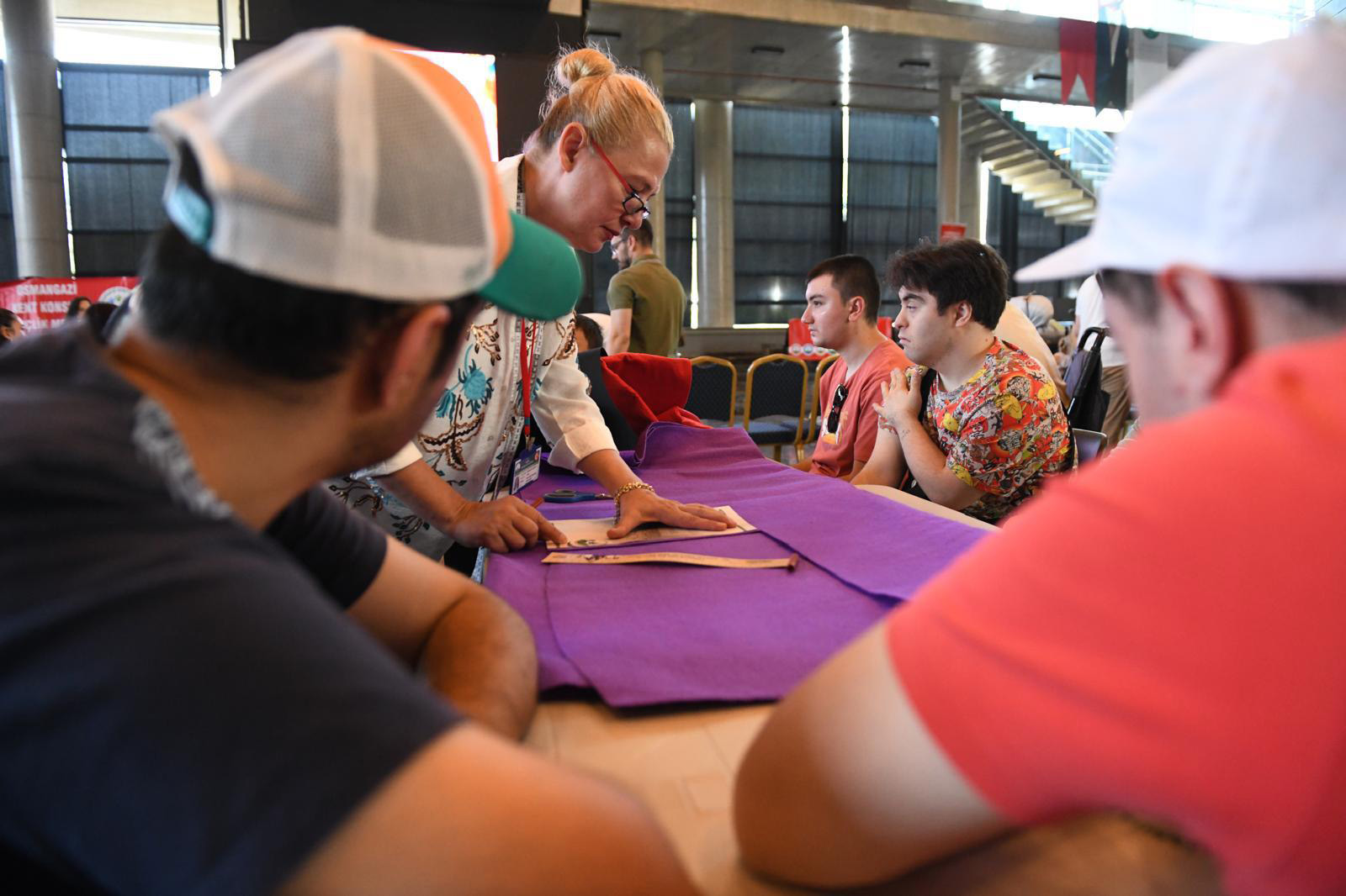 Osmangazi Belediyesi’nden “Bir Masada On Renk, On Masada Yüz Hayal” etkinliği
