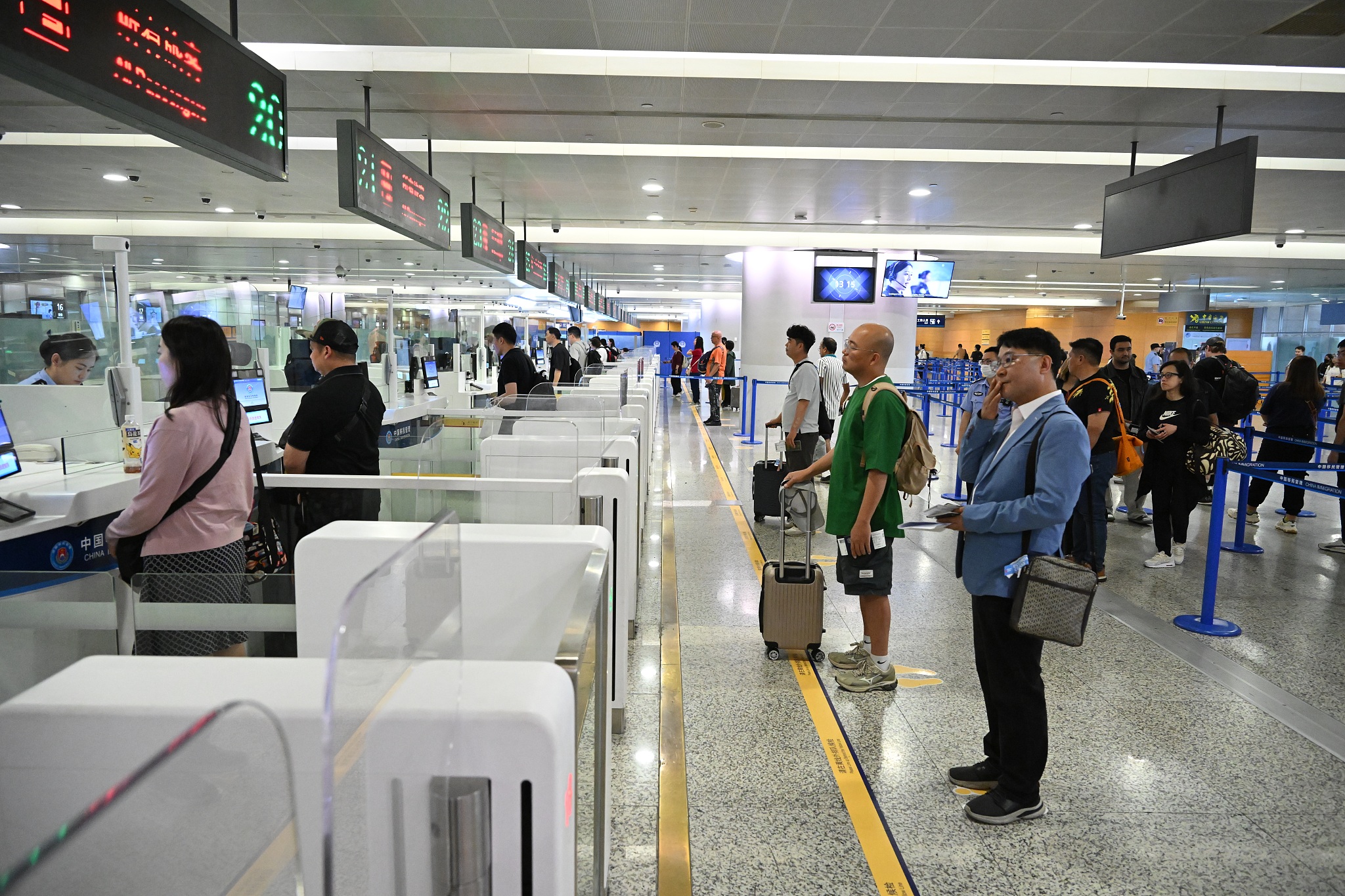 Duanwu Bayramı’nda Çin’e vizesiz giriş yapan yabancı sayısı yüzde 59,4 arttı