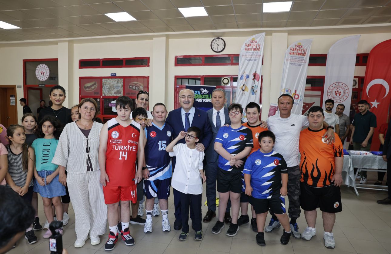 Vali Köşger, Spor Okulları ve Engelsiz Spor Okulları açılış programına katıldı
