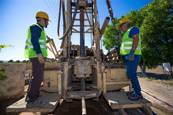 İZSU’dan Yarımada’ya 10 yeni sondaj kuyusu