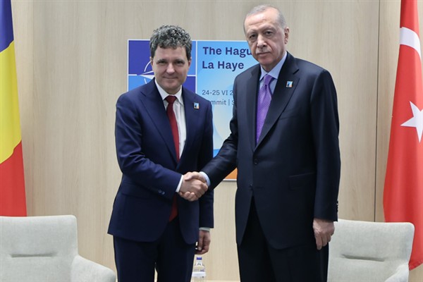 Cumhurbaşkanı Erdoğan, Romanya Cumhurbaşkanı Dan ile görüştü