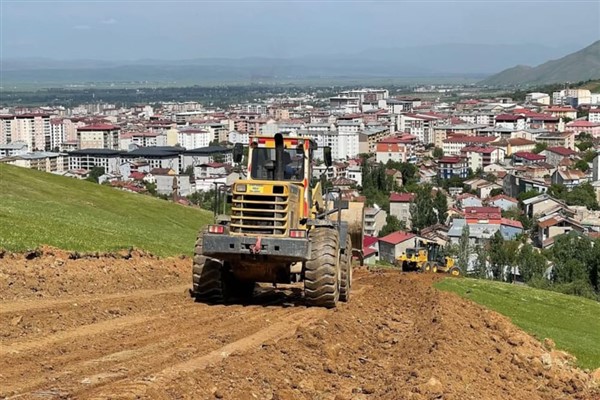Muş Murat Paşa Mahallesi’nde yeni imar yolu açıldı