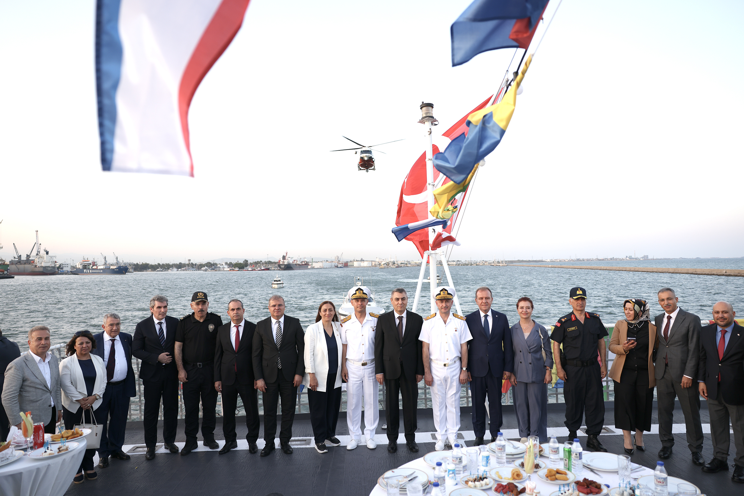 Başkan Seçer, Sahil Güvenlik Komutanlığı 43. Kuruluş Yıldönümü Kutlama Programı’na katıldı