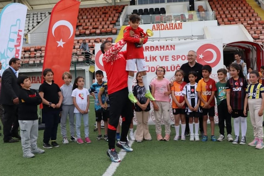 “Herkes İçin Futbol” şenlikleri düzenlenen finalle sona erdi