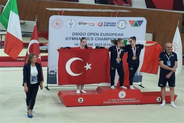 Erzurumlu sporculardan madalya