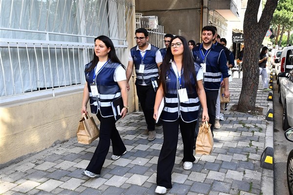 İzmir Büyükşehir’e bağlı saha ekipleri 12 bin hanenin kapısını çaldı