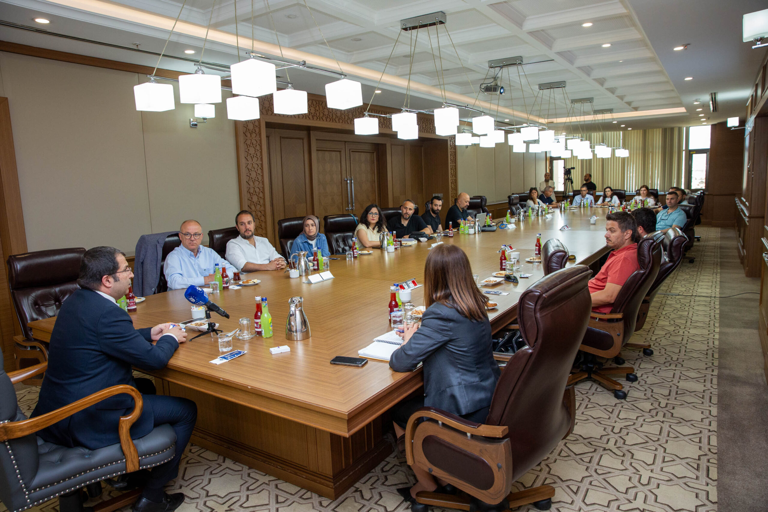 Bursa Büyükşehir’den meslek odalarına ‘Atatürk Spor Salonu’ bilgilendirmesi