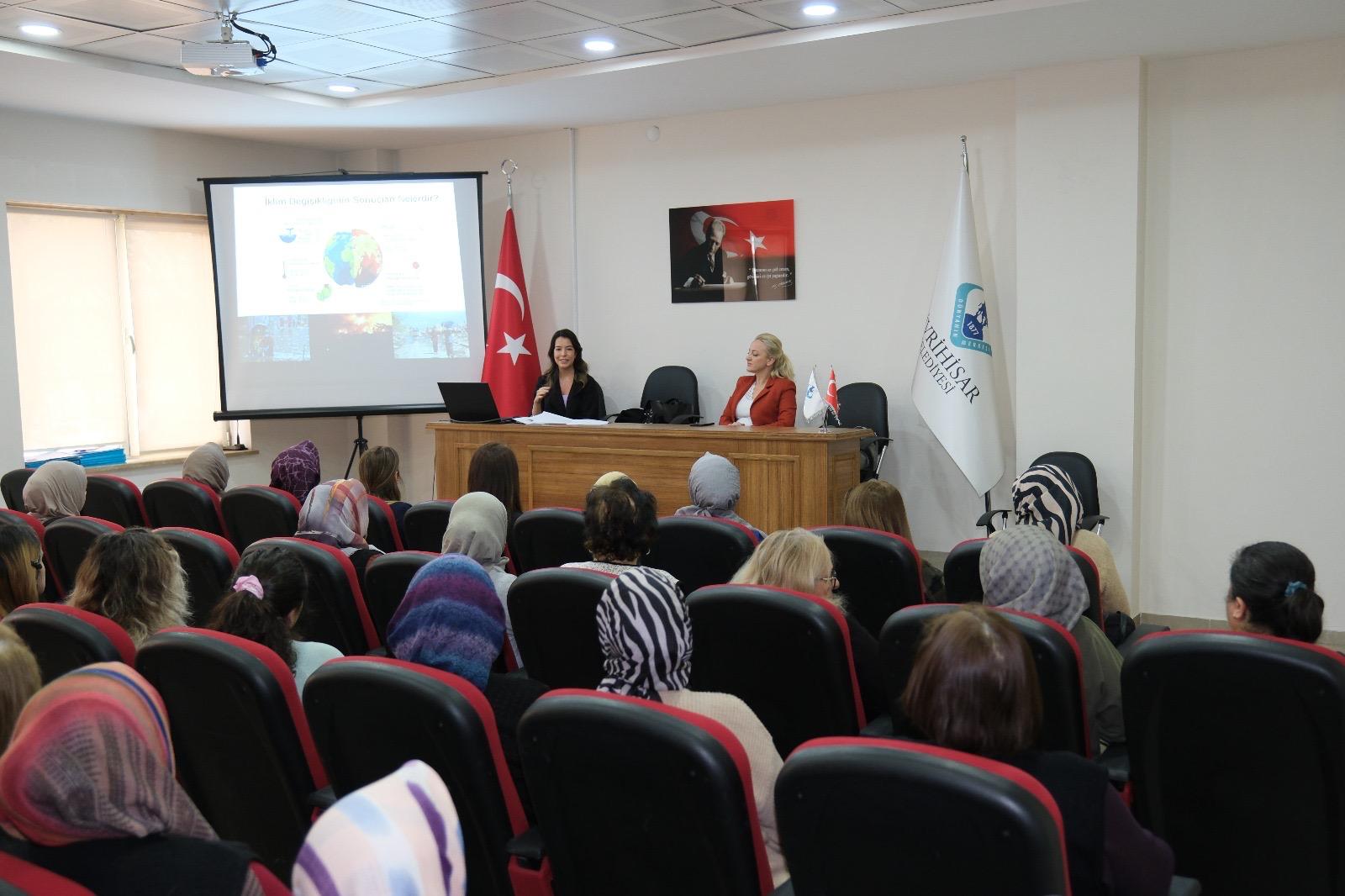 Eskişehir Büyükşehir Belediyesi, iklim değişikliği hakkında eğitim düzenledi