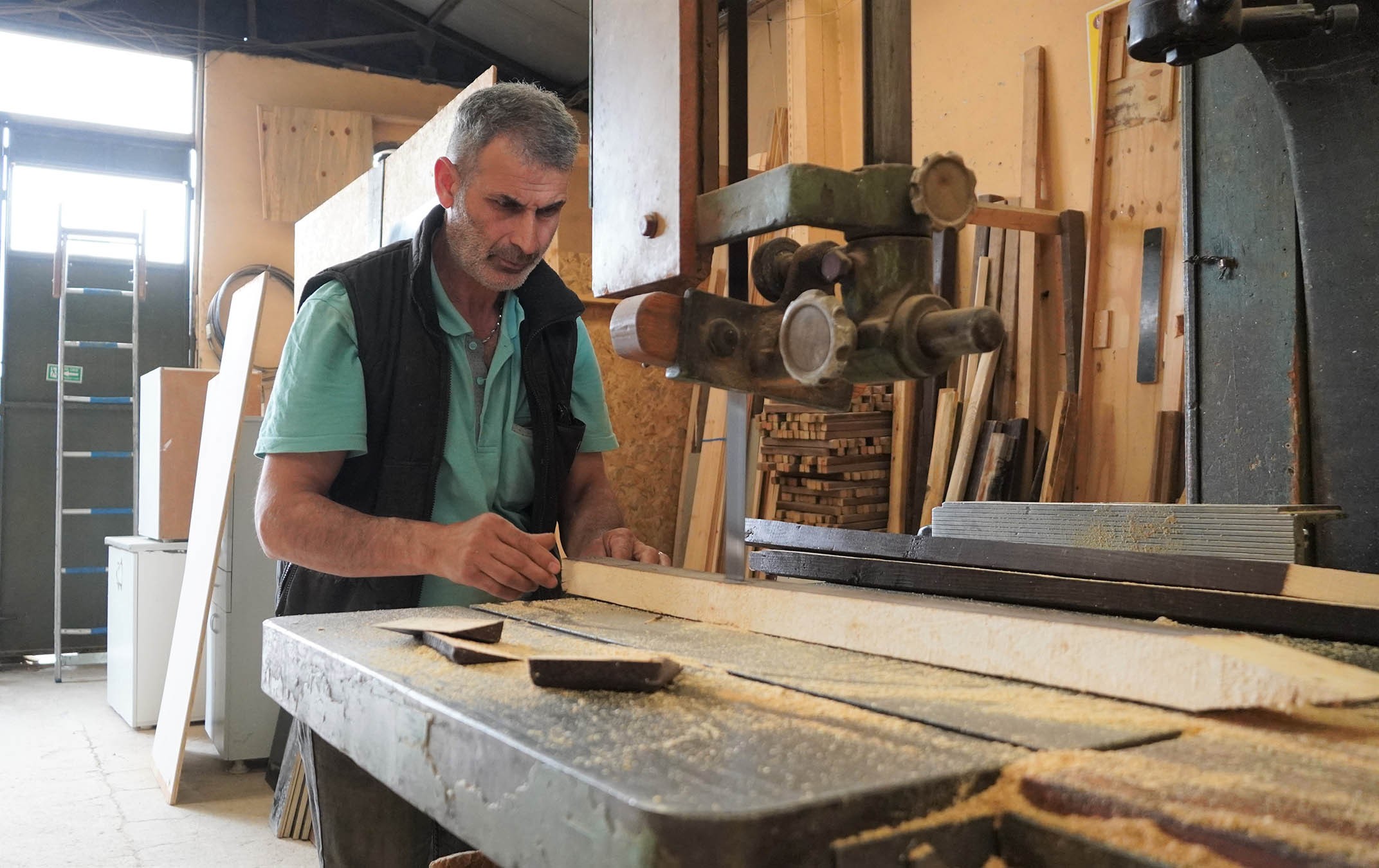 Keçiören Belediyesi, kendi bünyesindeki atölyelerde üretimi sürdürüyor