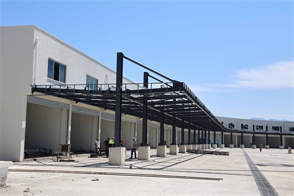 Alanya Toptancı Hali’nde sona yaklaşıldı