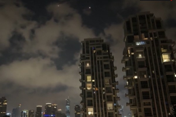 Çatışma ikinci haftasına girerken, İsrail ve İran yeni saldırılar başlattı