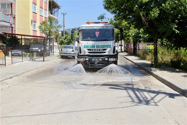 Giresun Belediyesi’nden temizlik çalışması