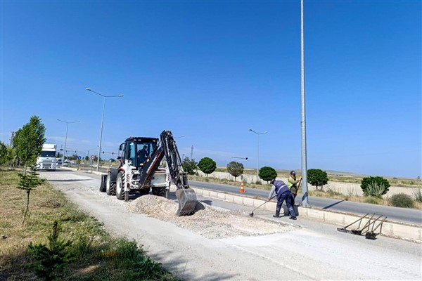 Van Büyükşehir’den yol çalışması
