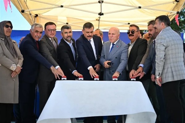 Vali Çiftçi: Şehirler geleceğe yön veren canlı organizmalardır