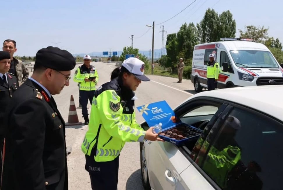 Erzurum’da bayramda trafik denetimleri yoğunlaştı