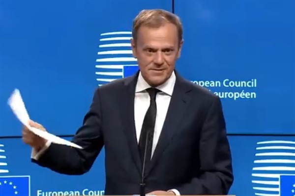 Tusk, başkanlık seçimlerindeki yenilginin ardından parlamentodan güvenoyu istedi